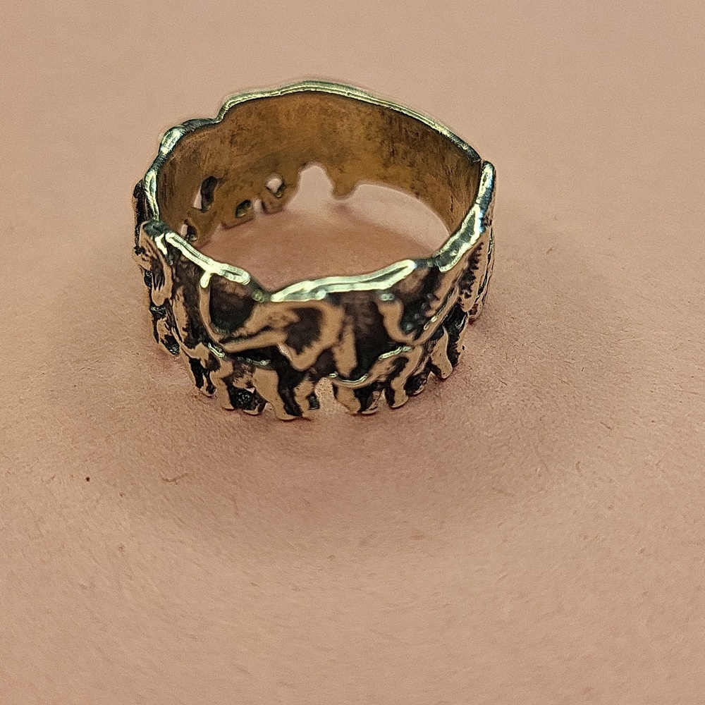 Elephant Ring - image 2